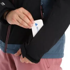 Dare2b, Enliven Ski-jas Dames Grijs, Zwart 15 Dare2b, Enliven Ski-jas Dames Grijs, Zwart -Cmp Ski-uitrusting Winkel dare2b enliven aa jas gevoerd dames grijs zwart 22dare2154v4 BI 09